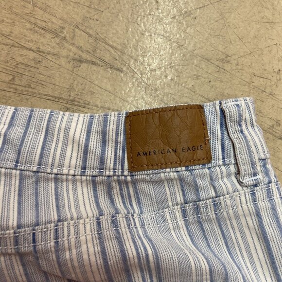 American Eagle Womens Jeans Size 6 28x27 Mom Jeans Stripe Blue White - Picture 12 of 13